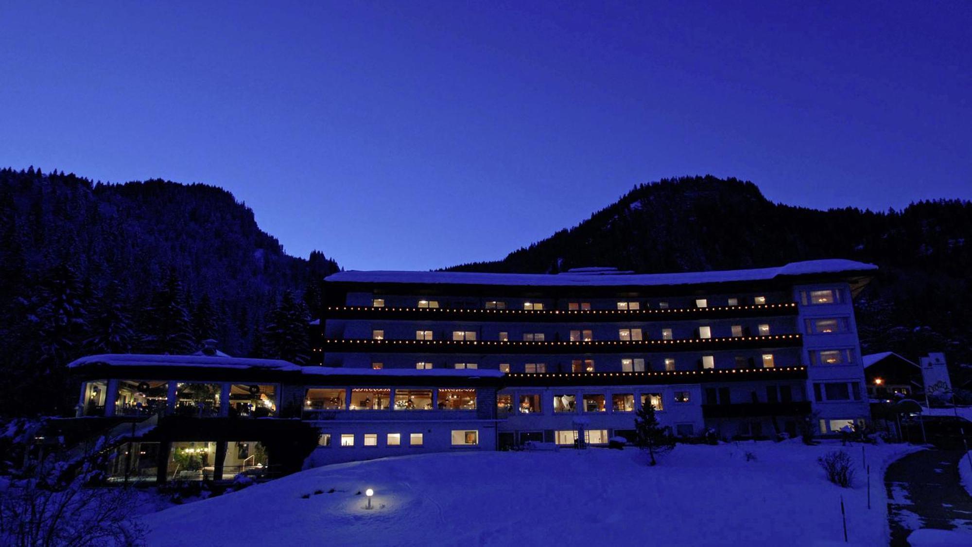 Alpenhotel Oberstdorf - Ein Rovell Hotel Bagian luar foto